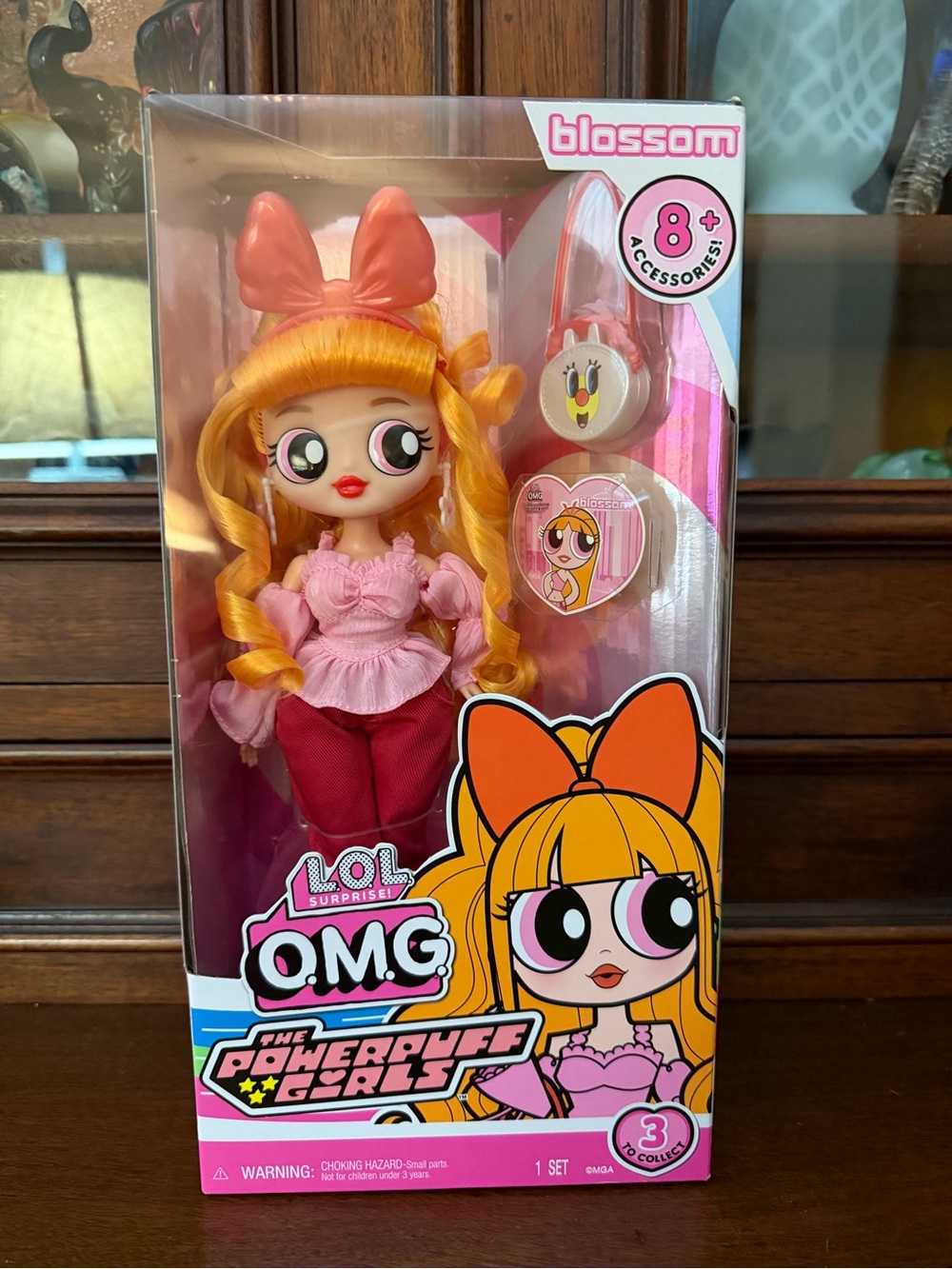 L.O.L. Surprise! Blossom Doll - Pink, Orange & Red Outfit